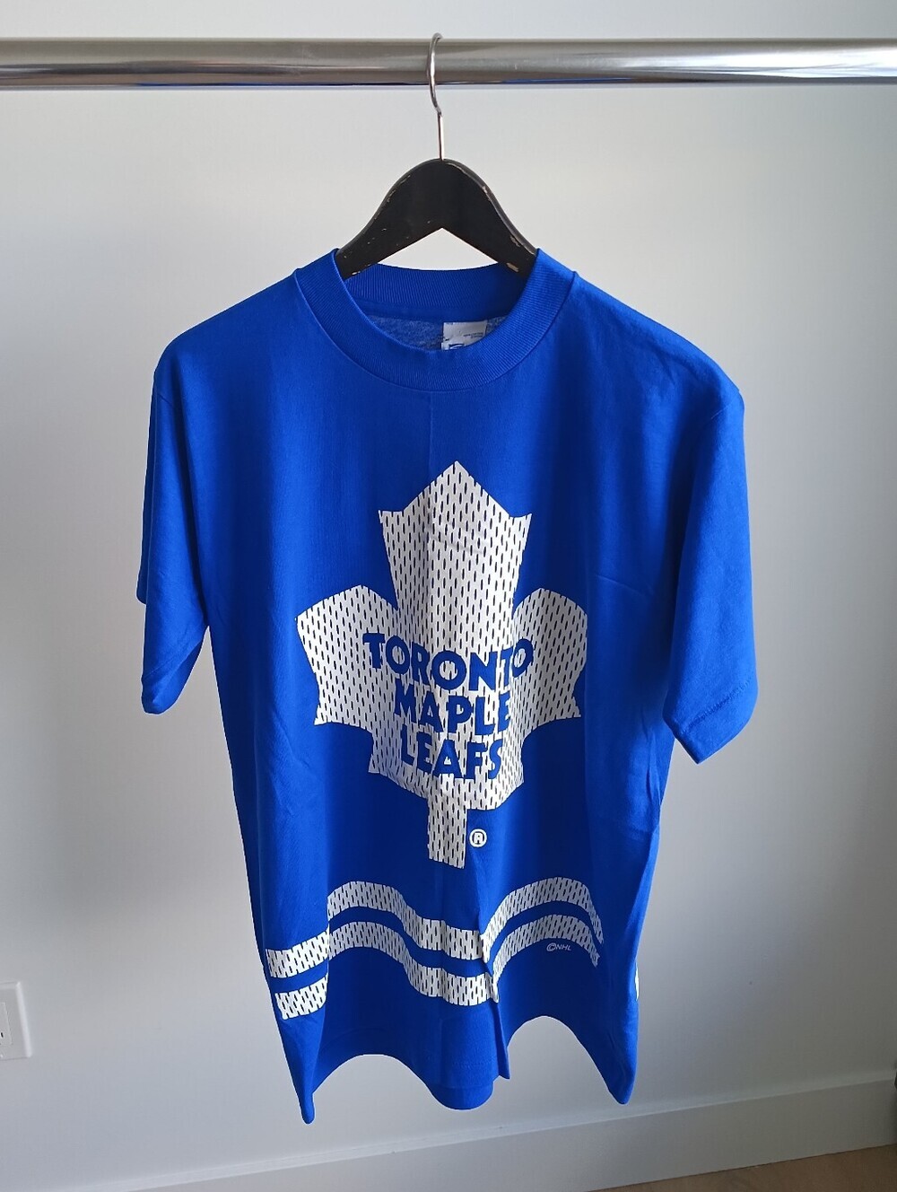 Vintage 1996 Toronto Maple Leafs Wendel Clark Salem Sportswear T-Shirt Medium